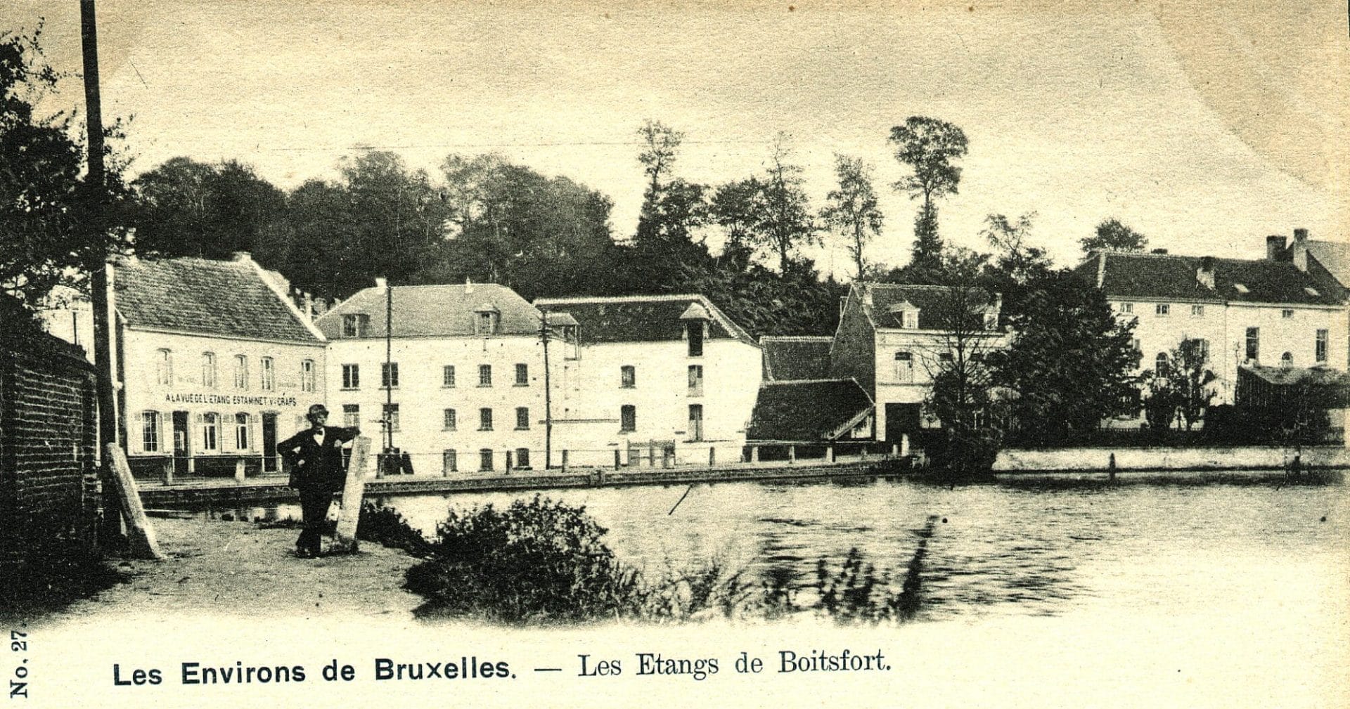 Le moulin de Boitsfort en bordure de l'étang. Carte postale 1900-1905.