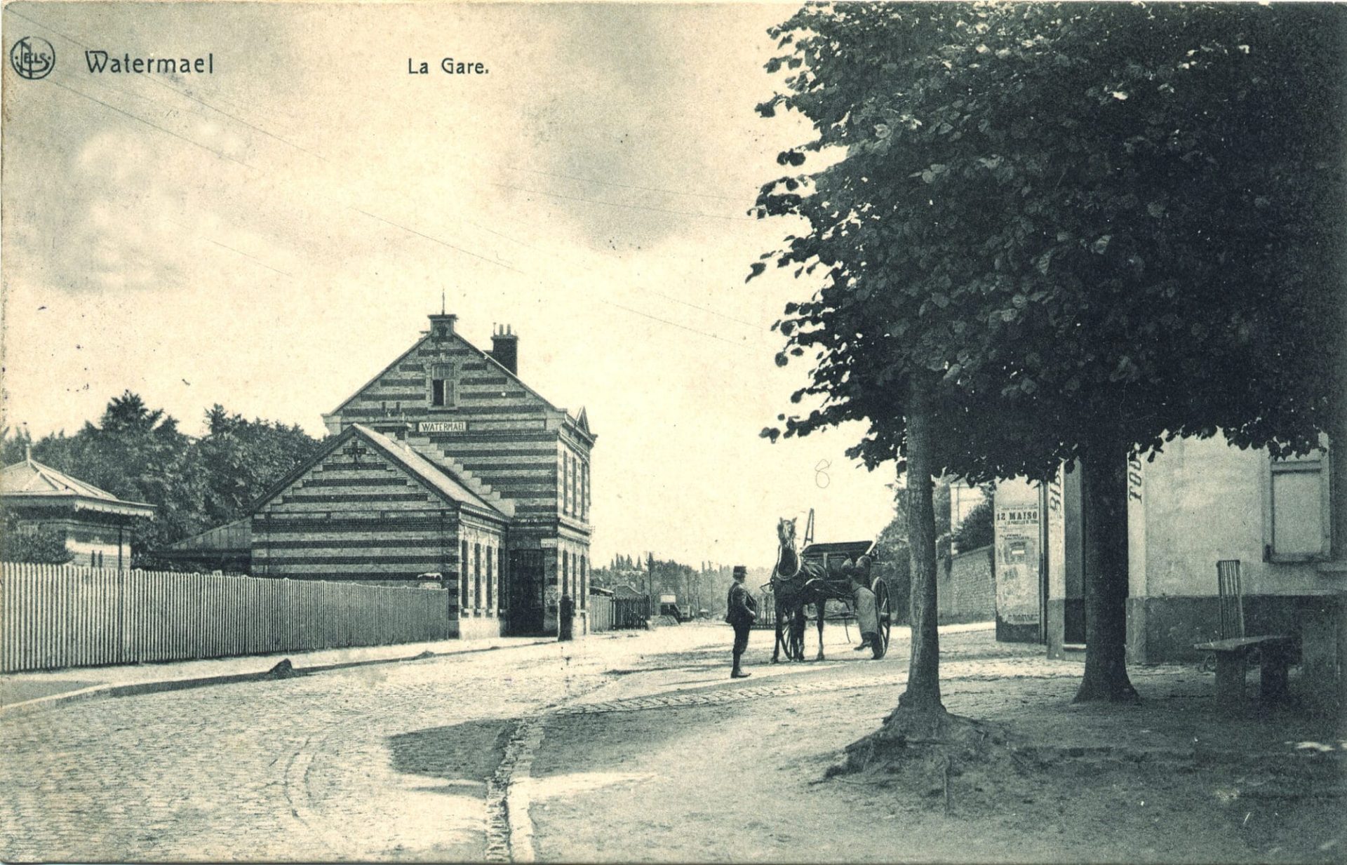 La gare de Watermael et la place de la Station - Carte postale Ed. Hevers Nels, vers 1910.